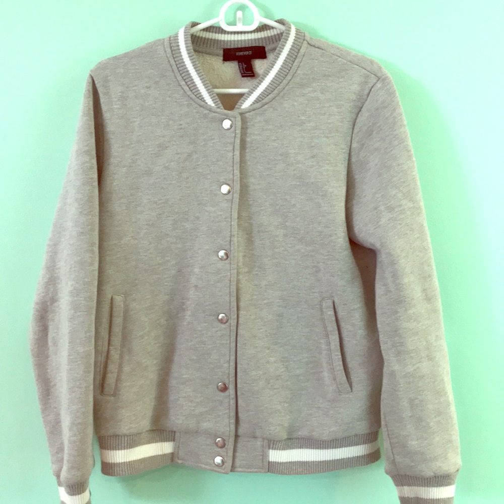Forever 21 bomber